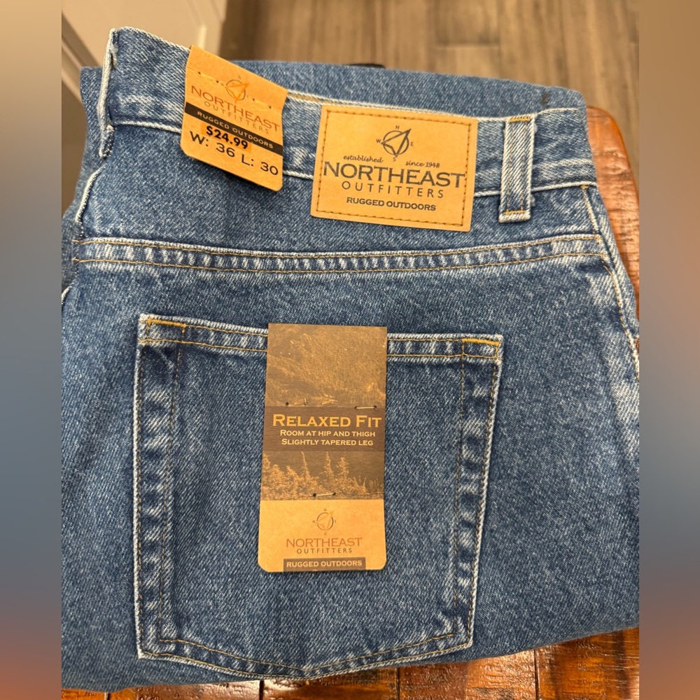 Relaxed Blue Jeans with Worn-In Appeal - Picture 1 of 4
